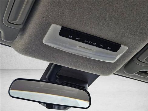 Used 2024 Nissan Versa SV FWD image 20