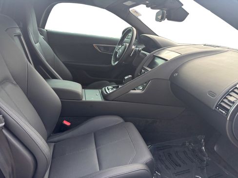 Used 2024 Jaguar F-TYPE R-Dynamic image 15