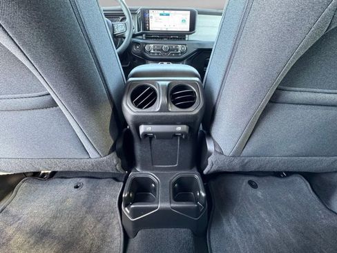 Used 2024 Jeep Wrangler Unlimited Sport AWD/4WD image 14
