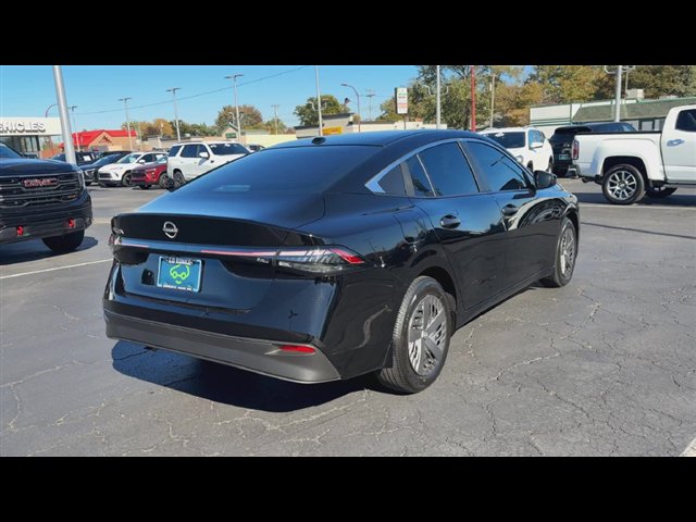 Used 2026 Nissan Sentra S w/ S Cold Weather Package FWD image 8