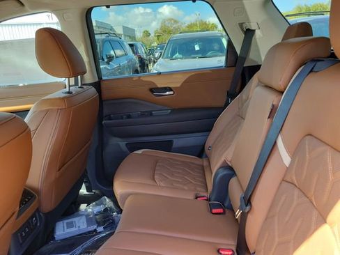 New 2026 Nissan Pathfinder Platinum w/ Cargo Package image 25