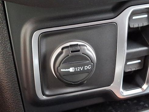 New 2026 Jeep Wrangler Unlimited Sahara AWD/4WD image 16