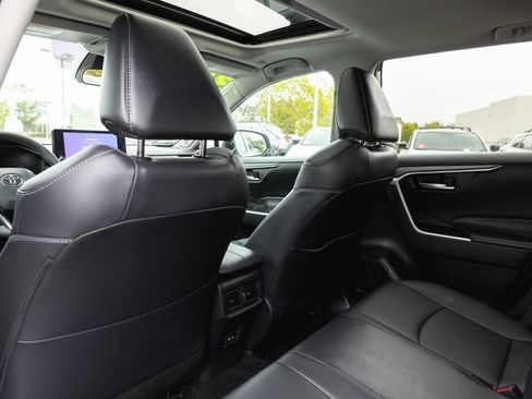 Used 2023 Toyota RAV4 XLE Premium FWD image 26