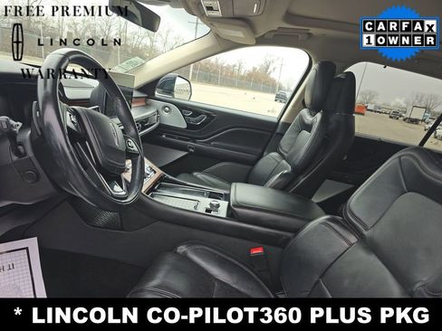 Used 2020 Lincoln Aviator Reserve w/ Equipment Group 202A image 9