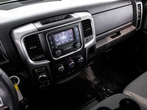 Used 2021 RAM 1500 Classic SLT image 19