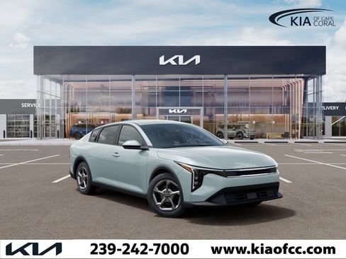 New 2026 Kia K4 FWD image 8