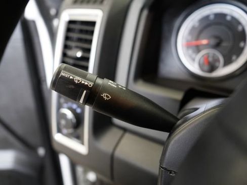 Used 2020 RAM 1500 Classic Warlock AWD/4WD image 17