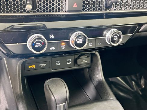 Used 2025 Honda Civic LX image 15