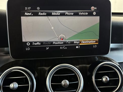 Used 2018 Mercedes-Benz GLC 300 4MATIC image 35