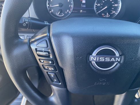 Used 2022 Nissan Frontier SV w/ Technology Package image 20
