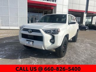 Used 2022 Toyota 4Runner SR5 w/ TRD Black Wheel Package (TMS) video 2