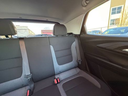 Used 2025 Chevrolet TrailBlazer LT image 36