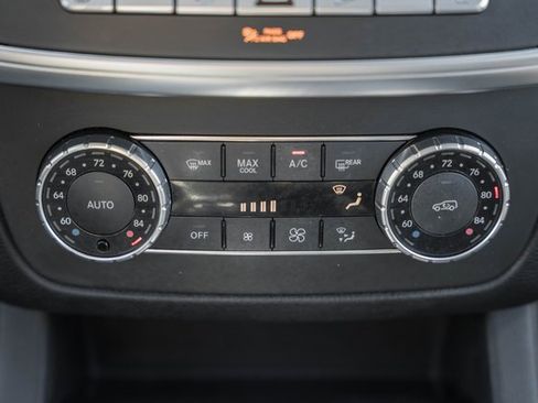 Used 2015 Mercedes-Benz ML 350 4MATIC image 24