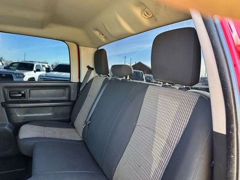 Used 2012 RAM 2500 ST w/ Chrome Appearance Group image 31