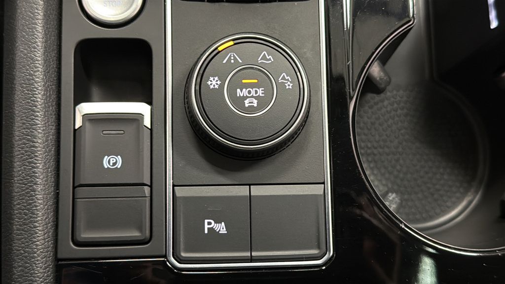 Used 2022 Volkswagen Atlas SEL AWD/4WD image 37