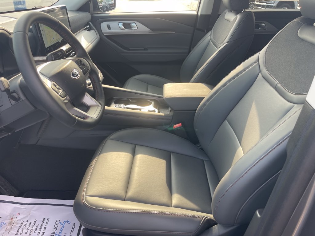 New 2026 Ford Explorer Active w/ Active Comfort Package RWD image 14