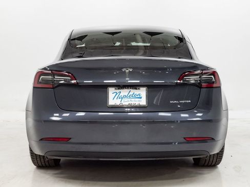 Used 2022 Tesla Model 3 Long Range AWD/4WD image 27