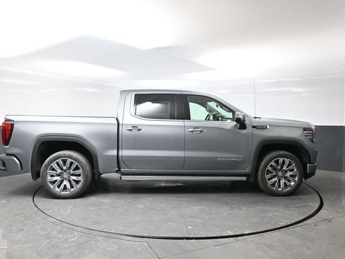New 2026 GMC Sierra 1500 Denali image 4