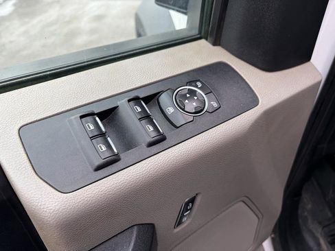 Used 2020 Ford F550 4x4 Crew Cab Super Duty image 16