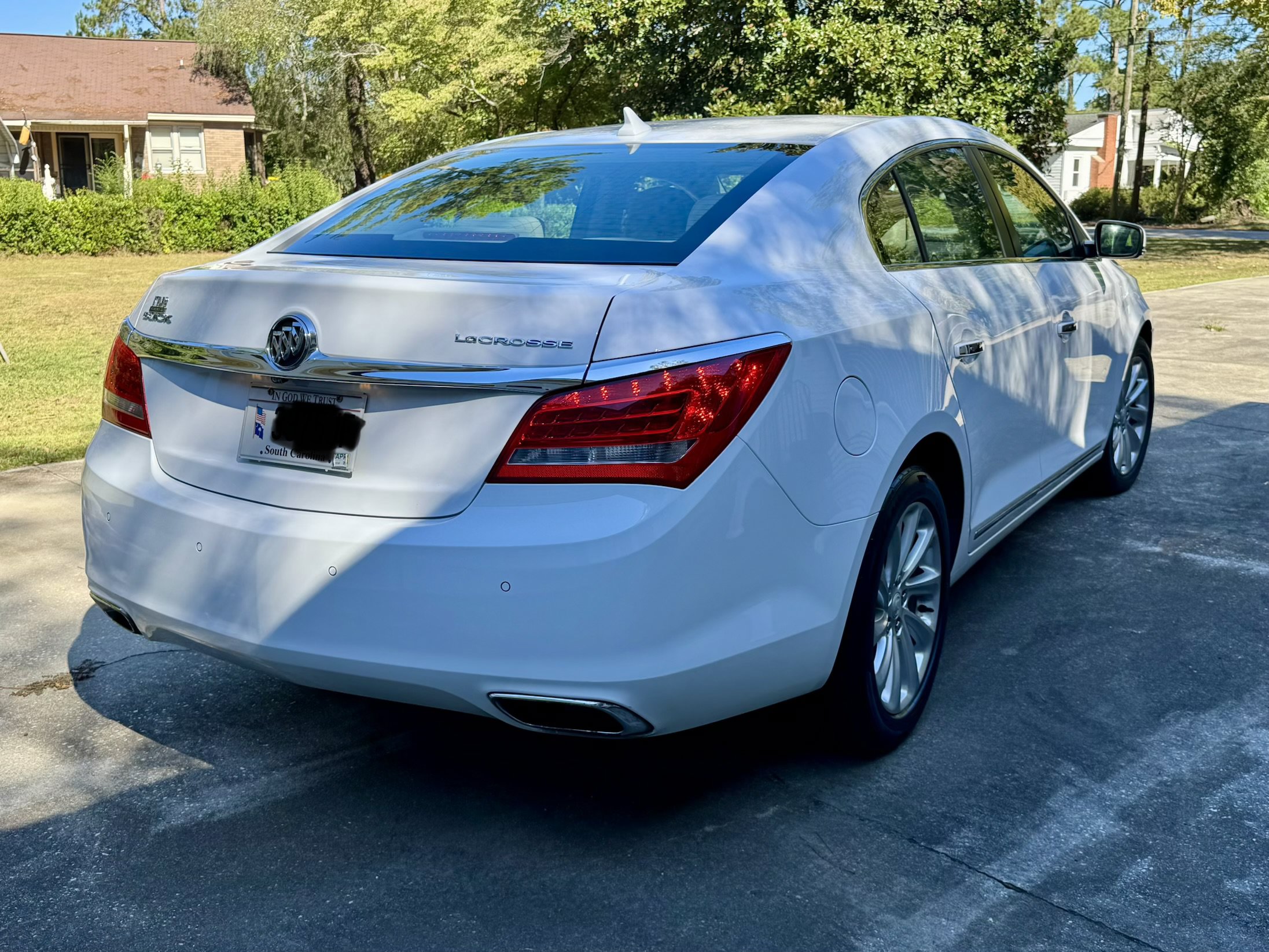 Used 2014 Buick LaCrosse Leather FWD image 12