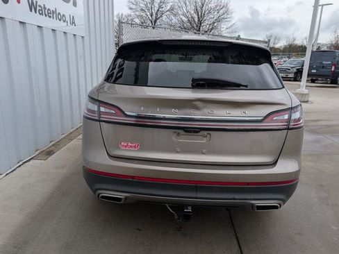 Used 2021 Lincoln Nautilus Reserve image 15