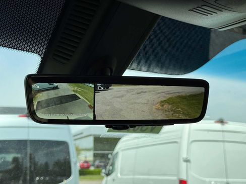 New 2025 Mercedes-Benz Sprinter 2500 image 24