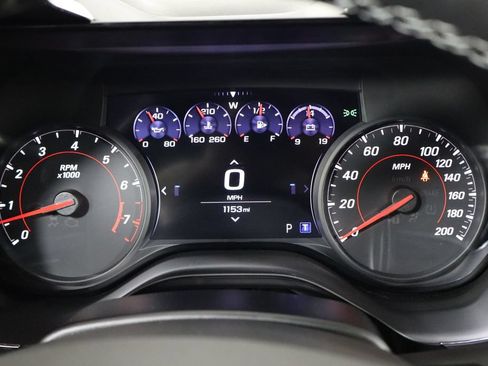Used 2020 Chevrolet Camaro SS RWD image 11