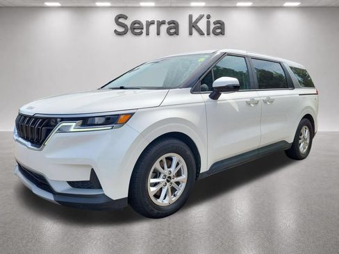Used 2022 Kia Carnival LX FWD image 1