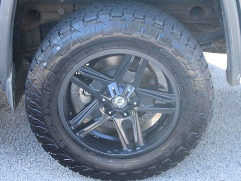 Used 2017 GMC Sierra 1500 SLT AWD/4WD image 35