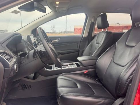 Used 2022 Ford Edge Titanium w/ Class II Trailer Tow Package AWD/4WD image 7