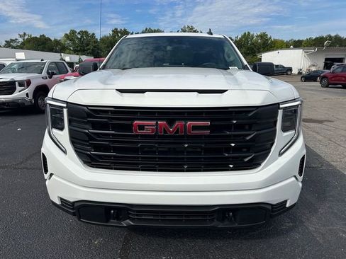 New 2025 GMC Sierra 1500 Pro w/ Graphite Edition image 4