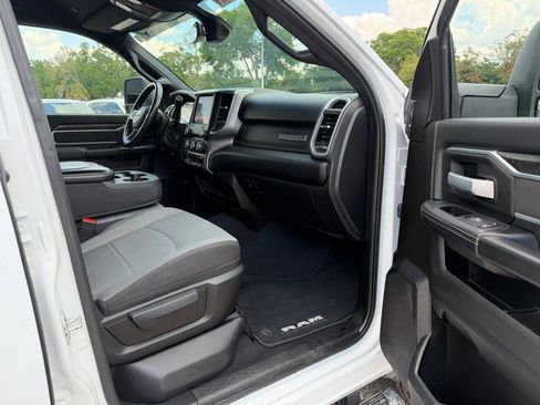 Used 2024 RAM 3500 Big Horn image 32