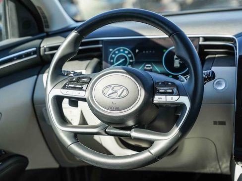 Certified 2023 Hyundai Tucson Limited image 14