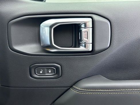 New 2025 Jeep Wrangler Unlimited Rubicon 392 image 33