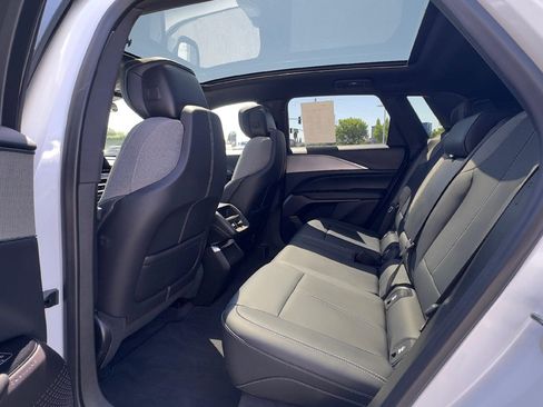 Certified 2024 Cadillac Lyriq Tech w/ Driver Assist Package AWD/4WD image 9