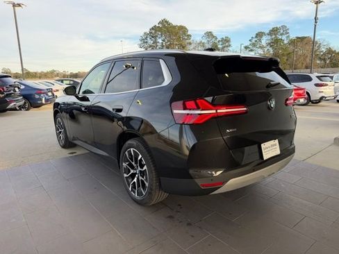 Used 2025 BMW X3 xDrive30i w/ Premium Package image 9