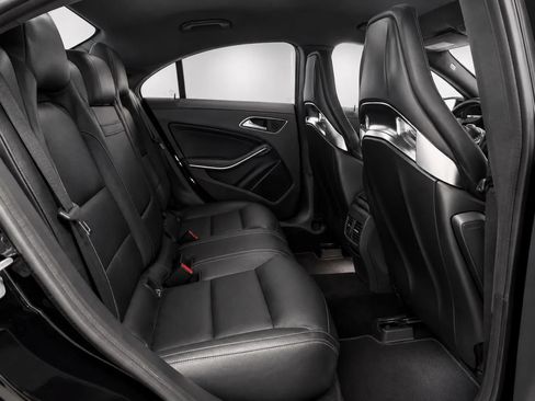 Used 2016 Mercedes-Benz CLA 45 AMG 4MATIC image 21