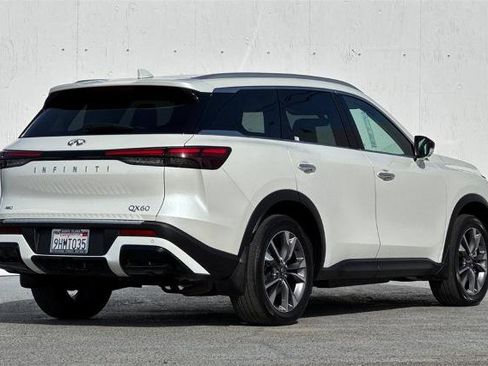 Certified 2023 INFINITI QX60 Luxe w/ Cargo Package image 3