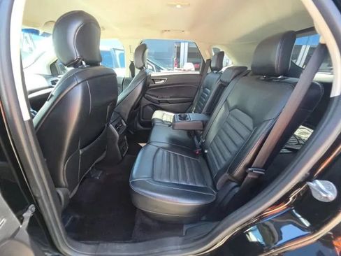 Used 2017 Ford Edge SEL w/ Equipment Group 201A FWD image 10