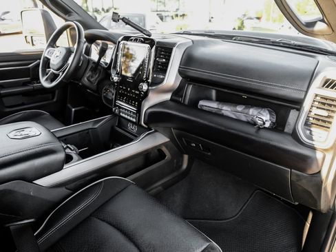Used 2023 RAM 3500 Laramie w/ Night Edition image 10