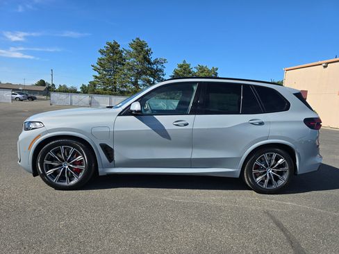New 2026 BMW X5 xDrive50e w/ Executive Package AWD/4WD image 35
