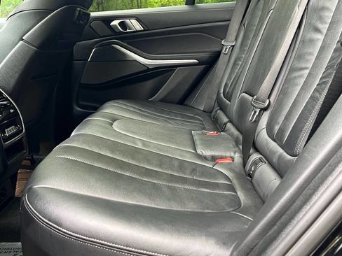 Used 2020 BMW X5 M50i w/ Premium Package AWD/4WD image 31