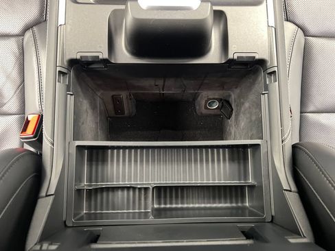 Used 2025 Ford Expedition Platinum AWD/4WD image 54