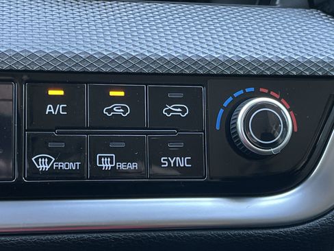 New 2025 Kia Sportage LX image 8