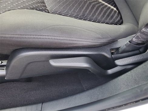 Used 2017 Dodge Journey SE image 20