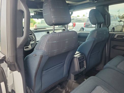 New 2026 Ford Bronco Heritage Edition AWD/4WD image 11