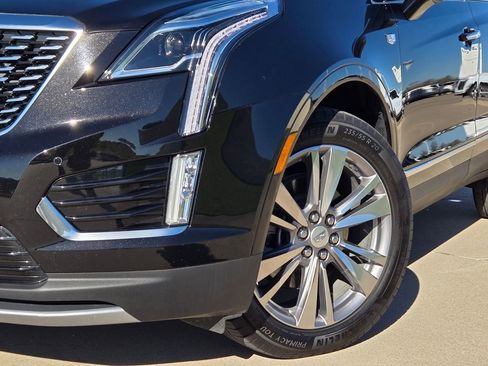 Certified 2025 Cadillac XT5 Premium Luxury image 7
