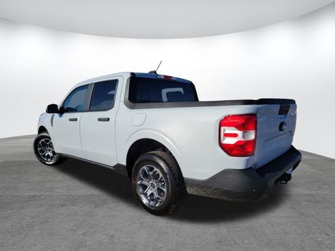 New 2025 Ford Maverick XLT w/ XLT Luxury Package FWD image 7