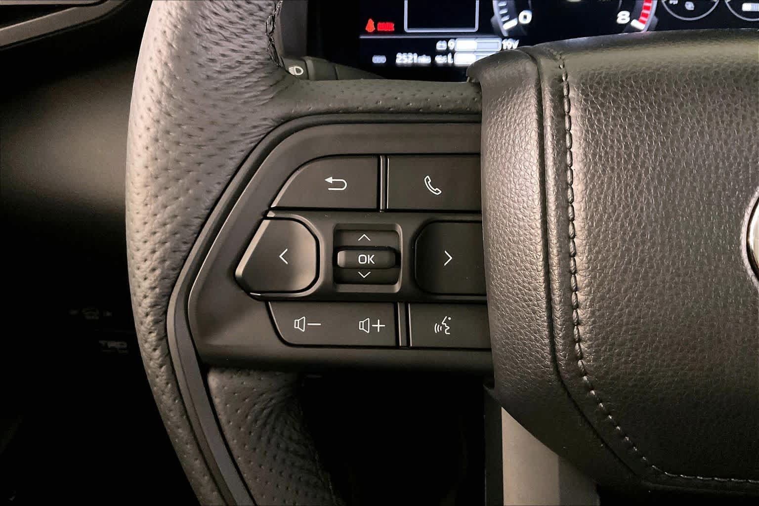 Used 2026 Toyota Sequoia TRD Pro AWD/4WD image 43