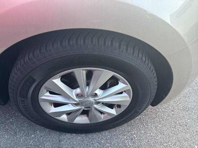 Used 2016 Kia Sedona LX w/ LX Convenience Package FWD image 4